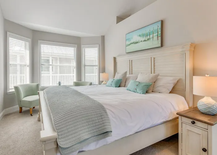 Beaches, Fishing & More! Sleek In Pensacola