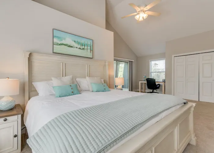 Holiday home Beaches, Fishing & More! Sleek In