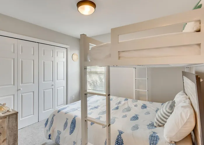 Holiday home Beaches, Fishing & More! Sleek In Pensacola